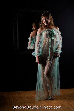 Example of what's possible in my current studio with multiple lighting and backdrop options.